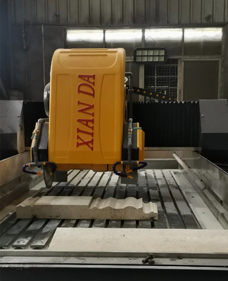 Μηχανή γραμμικής κοπής 3 άξων για αποτελεσματικές και ακριβείς κοπές