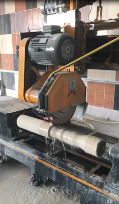 Μηχανή κοπής βαλούστερ CNC δύο PC με απλή και πρακτική δομή
