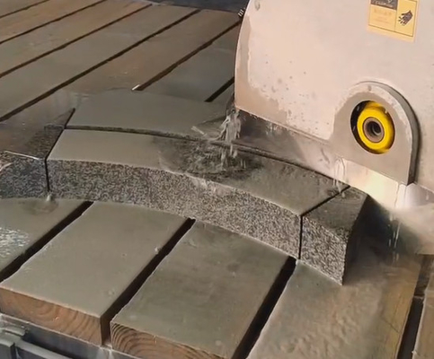 5 άξονες CNC μηχανή κοπής γέφυρα για 3D ειδικά σχηματισμένα