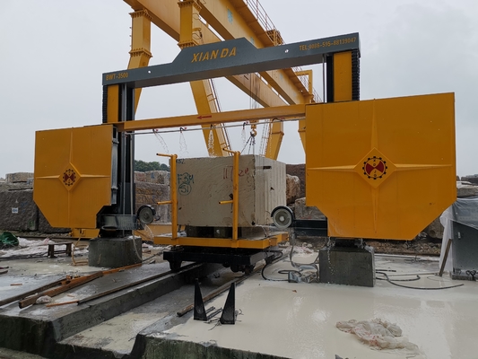 Μέγιστη επεξεργασία Μέγεθος 3500*3500*2100mm Μηχανή πριονίσματος διαμαντινού σύρματος για βαριά κοπή