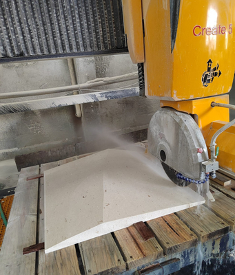 Xianda Ετικέτα Ιταλικό Σύστημα 5 Άξων CNC Bridge Saw Αυτόματη Μαρμάρινη Γρανίτη Κουαρτζή Σκιά Φρέναρισμός Μηχανήματα Κουζίνα Νεροχύτη Πίνακα Κατασκευή πέτρας Κόψιμο Machine Factory τιμή