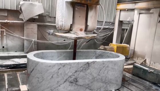 5 Άξονες CNC Router με 20 kW BT40 Σπιντέλ Πραγματικός 5 Άξονες Ταυτόχρονος Ελέγχος και Υβριδικό Σχεδιασμό Τραπέζιτος για την Κοπή Λίθου Ακρίβειας