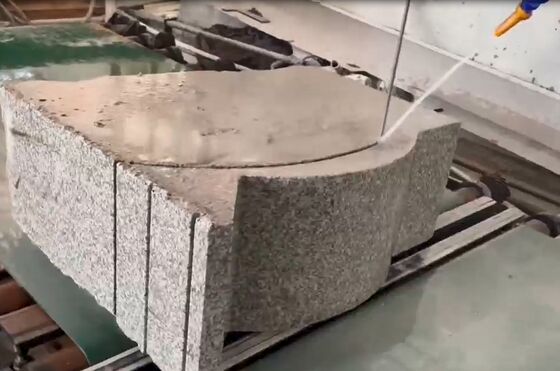 Κάθετη Μηχανή Κοπής Σύρματος CNC για Καμπύλα Κράσπεδα