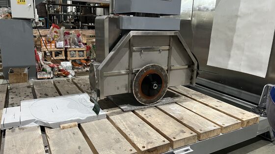 Γέφυρα κοπής πέτρας 5 αξόνων με ιταλικό σύστημα DDX, πριονόλαμα 900mm και ακρίβεια κοπής ±0,1 mm