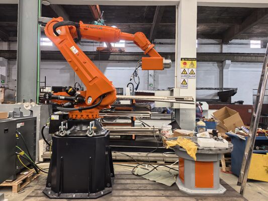 Μηχανή κοπής πέτρας CNC ρομπότ 6 άξων με διασταυρωμένο έλεγχο και βρόχο BT40 για τεχνητή γλυπτική έως 3100 mm