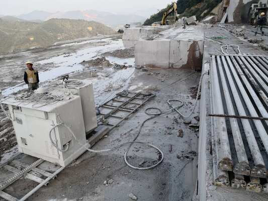 Αυτόματο διαμαντένιο συρμάτινο πριόνι ελέγχου υψηλής ακρίβειας CNC για κοπή πέτρας