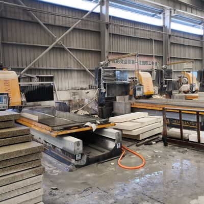 CNC Μηχανή Προφίλ Πέτρας με Διπλή Λάμα Κοπής, Υψηλή Ακρίβεια Επανάληψης και Προαιρετικό Περιστροφικό Τραπέζι για Παραγωγή Εξατομικευμένης Πέτρας