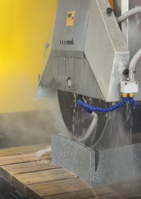 5 Axis CNC Bridge Saw Cutting Machine with 360° Blade Rotation and 3200x2000mm Processing Size for Stone Fabrication