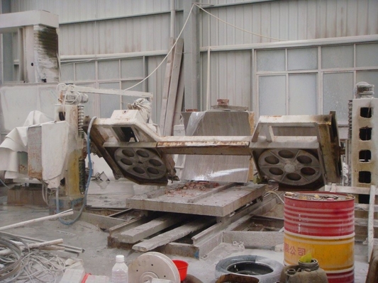 CNC κυκλική συγκεκριμένη συγκράτηση τεμνουσών μηχανών πλακών πέτρινη