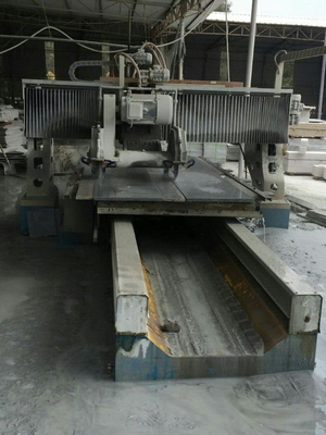PLC CNC ατσάλινων σκελετών τέμνουσα μηχανή 600mm σχεδιαγράμματος τύπων γραμμική λεπτύτερη πέτρινη